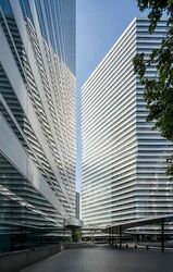 Gateway East (D7), Office #612785281